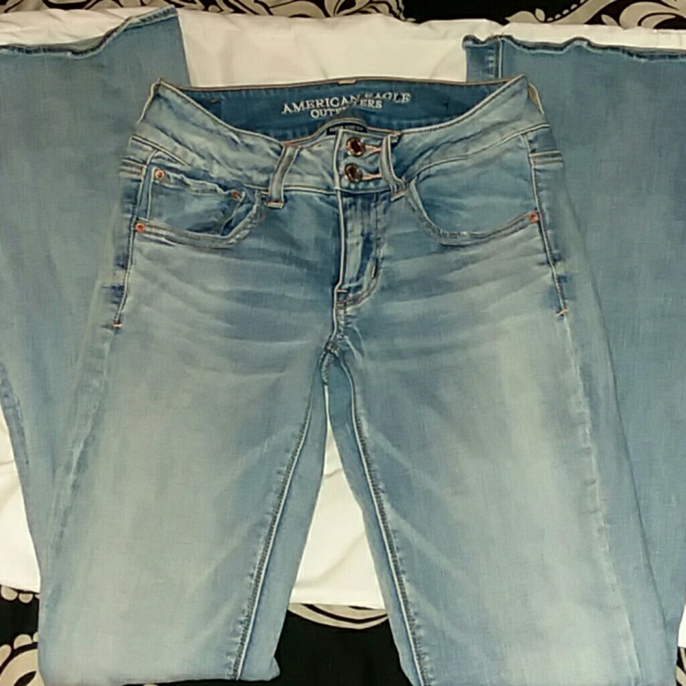 🔥FLASH SALE!🔥American Eagle Jeans - Picture 2 of 2